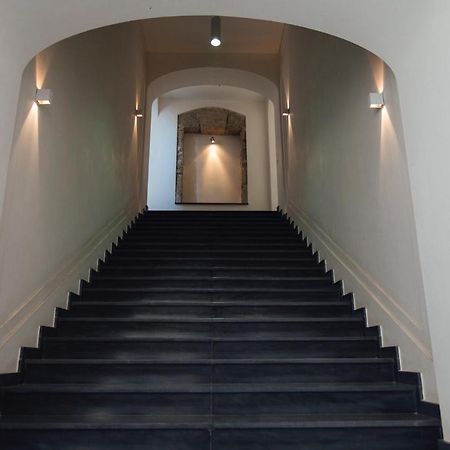 Gran Cancelliere Apartment With Parking Palermo Bagian luar foto
