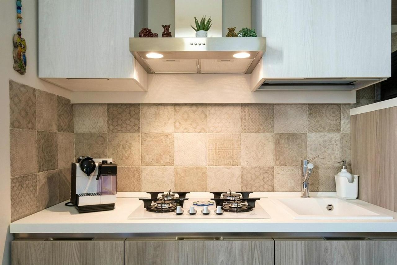 Gran Cancelliere Apartment With Parking Palermo Bagian luar foto